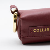 Burgundský držák na psí exkrementy