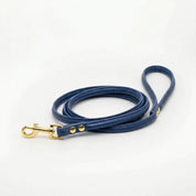 Dark Blue Dog Lead
(Tmavě modré vodítko pro psa)