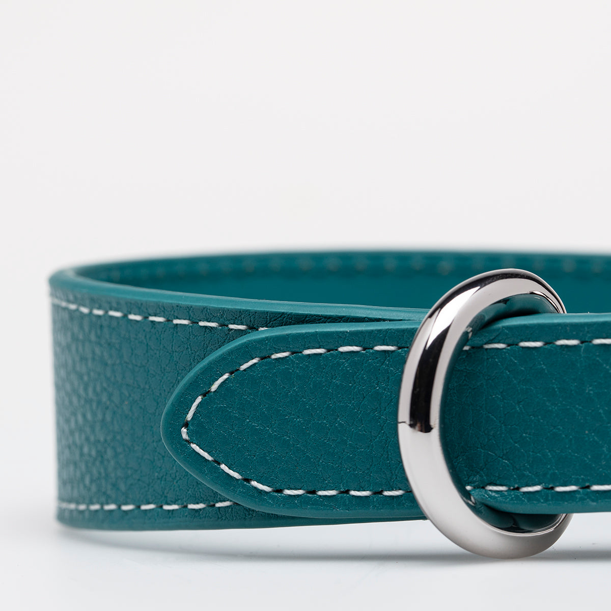 Turquoise Dog Collar Thin
Modrý psí obojek Tenký